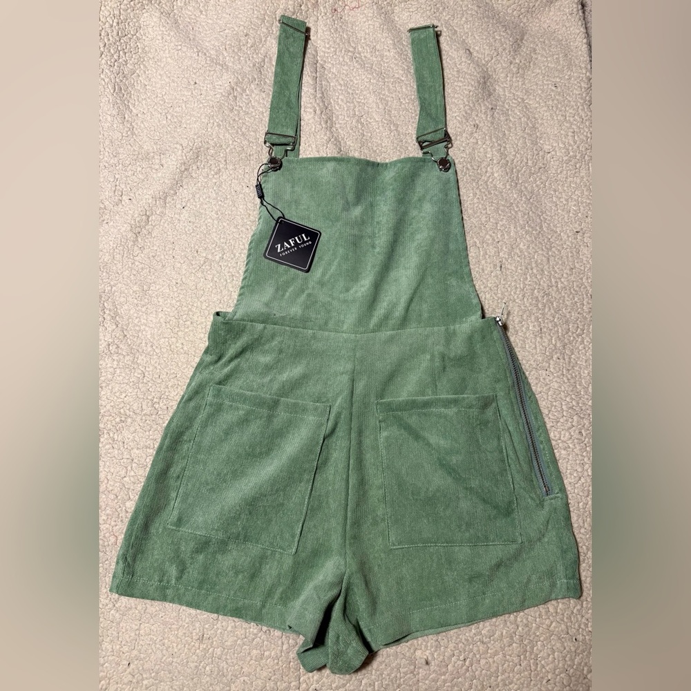 Zaful Sage Corduroy Shorts